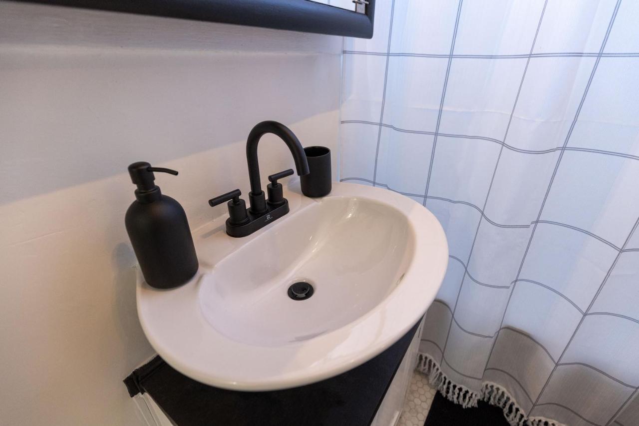 Historic Revival King Bed Midtown Memphis 68 Yes Pets Fast Wifi Free Parking Βίλα Εξωτερικό φωτογραφία