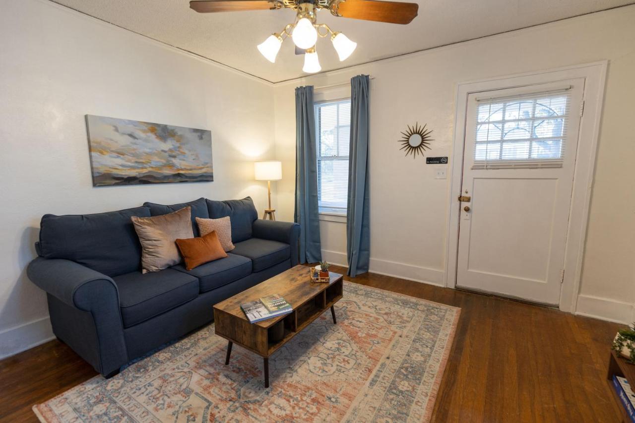 Historic Revival King Bed Midtown Memphis 68 Yes Pets Fast Wifi Free Parking Βίλα Εξωτερικό φωτογραφία