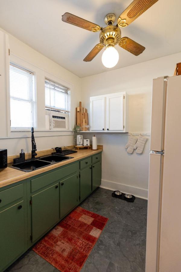 Historic Revival King Bed Midtown Memphis 68 Yes Pets Fast Wifi Free Parking Βίλα Εξωτερικό φωτογραφία