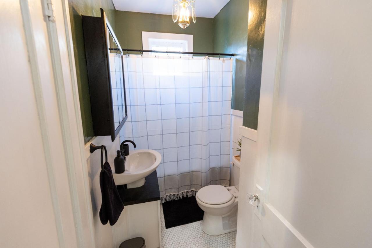 Historic Revival King Bed Midtown Memphis 68 Yes Pets Fast Wifi Free Parking Βίλα Εξωτερικό φωτογραφία