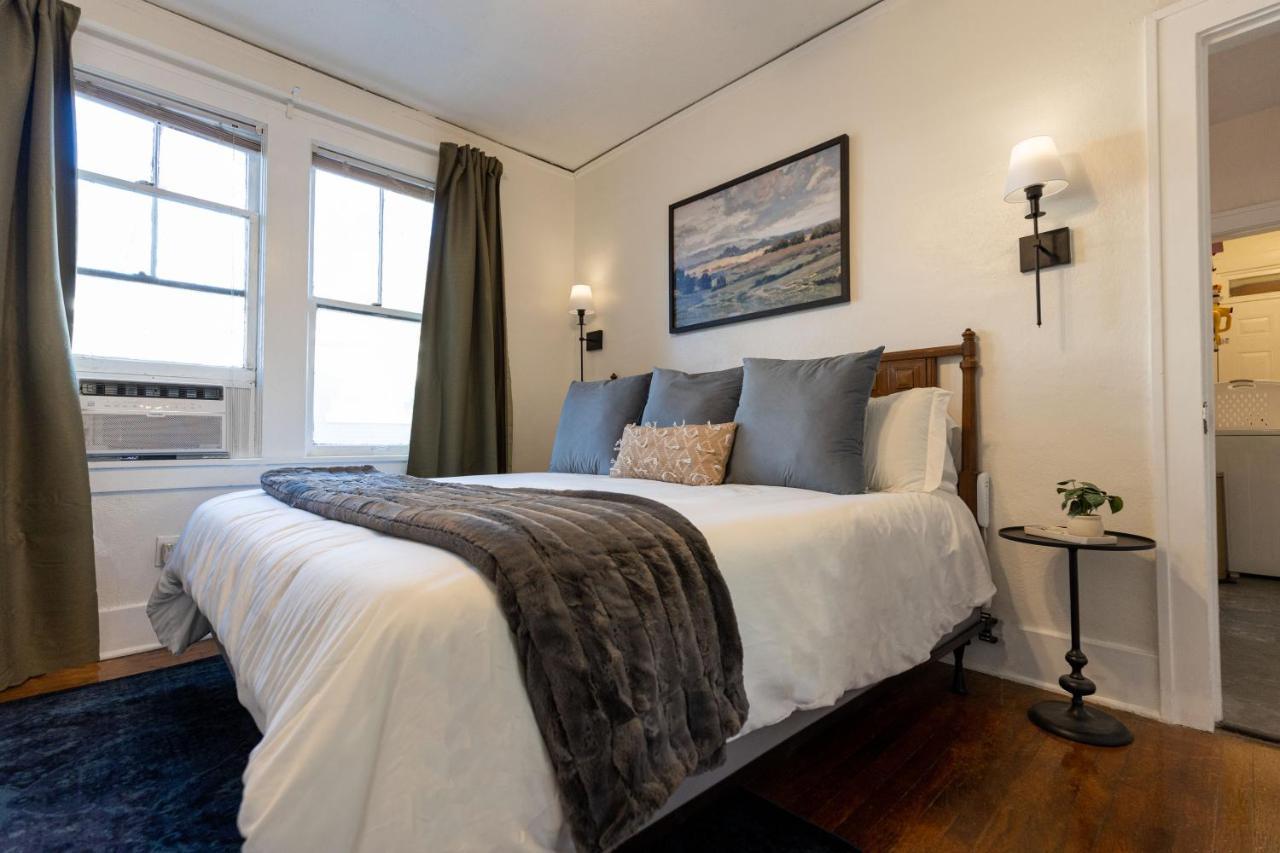 Historic Revival King Bed Midtown Memphis 68 Yes Pets Fast Wifi Free Parking Βίλα Εξωτερικό φωτογραφία